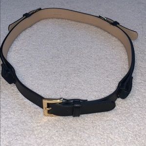 BCBG belt